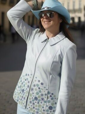 St. John Collection White Lamb Leather Floral Embroidered Jacket Sz 6